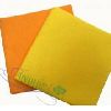 nonwoven cleaning wipe